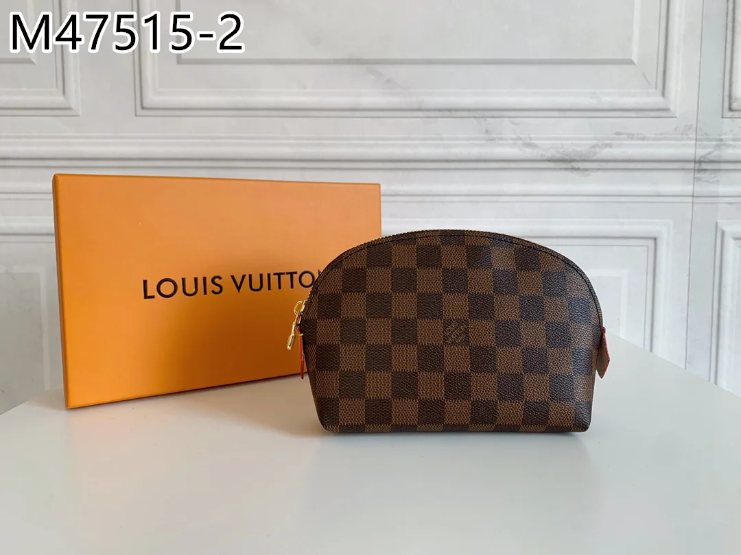 LV $26 gallery