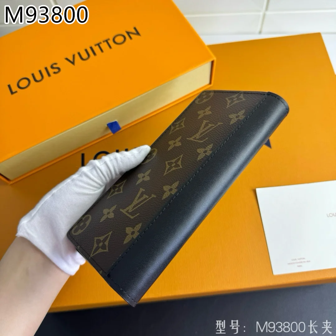 LV $26 gallery