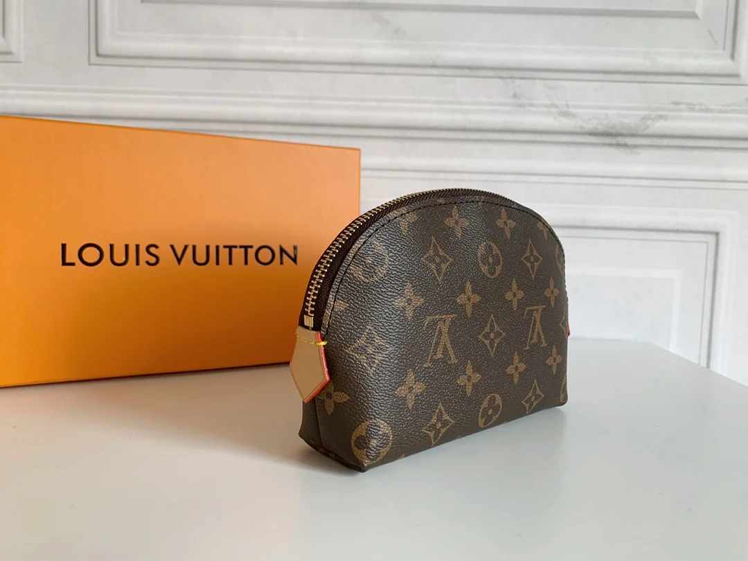 LV $26 gallery