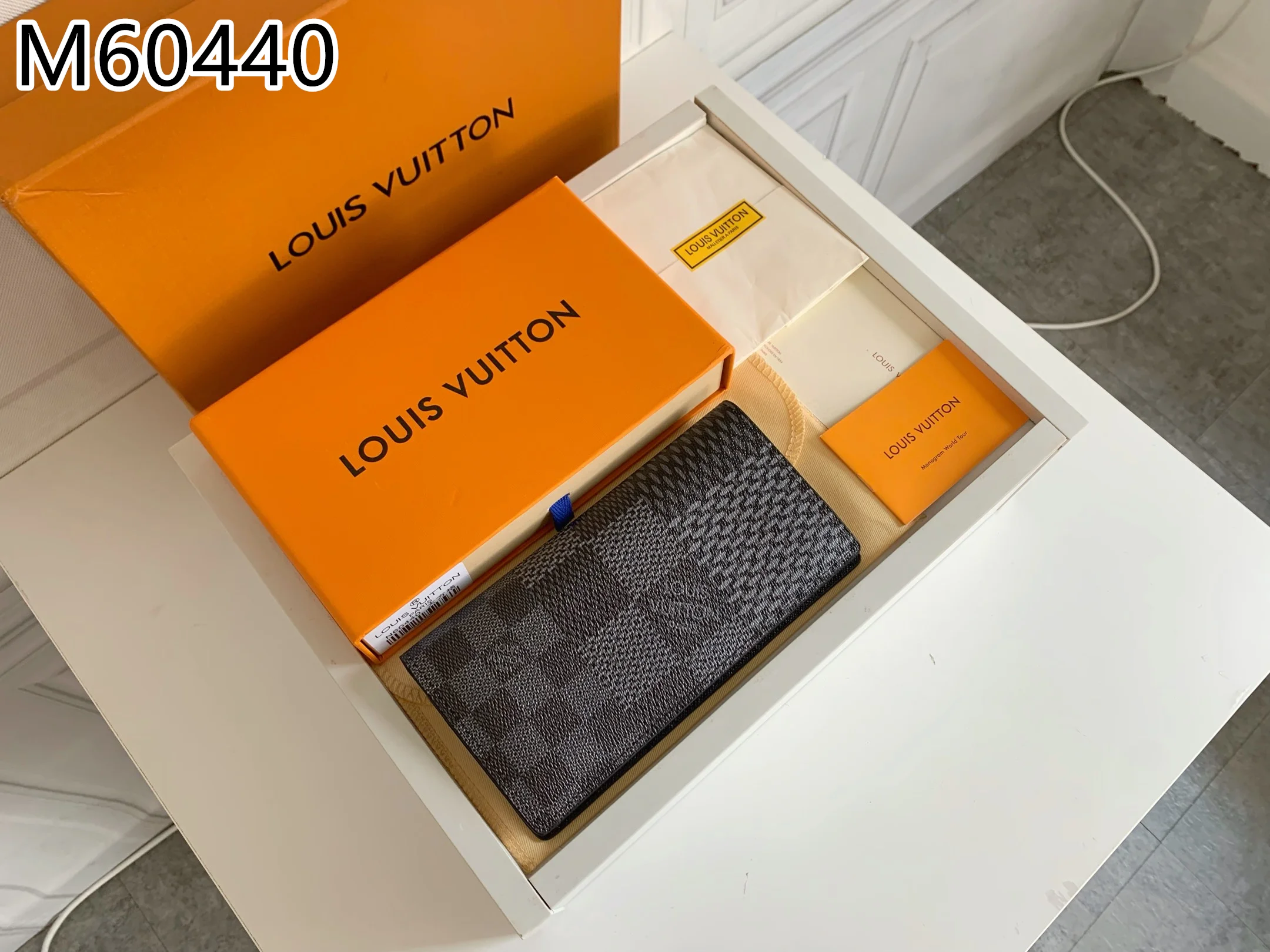 LV $26 gallery