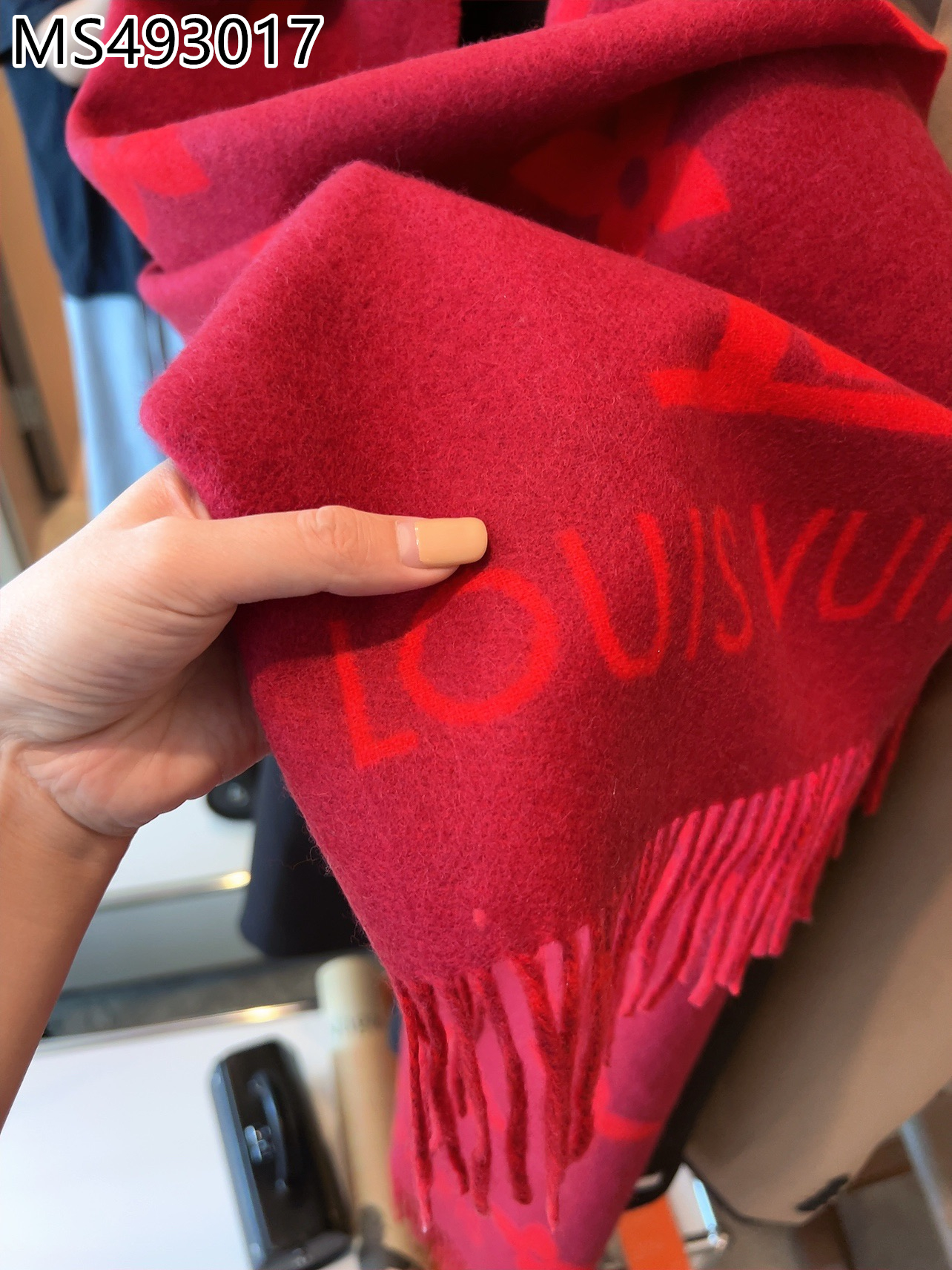 LV $26 gallery