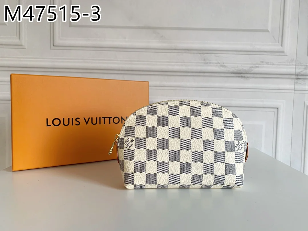 LV $26 gallery