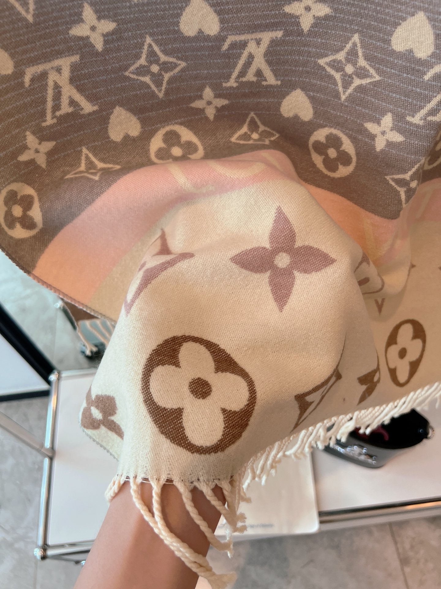 LV $26 gallery