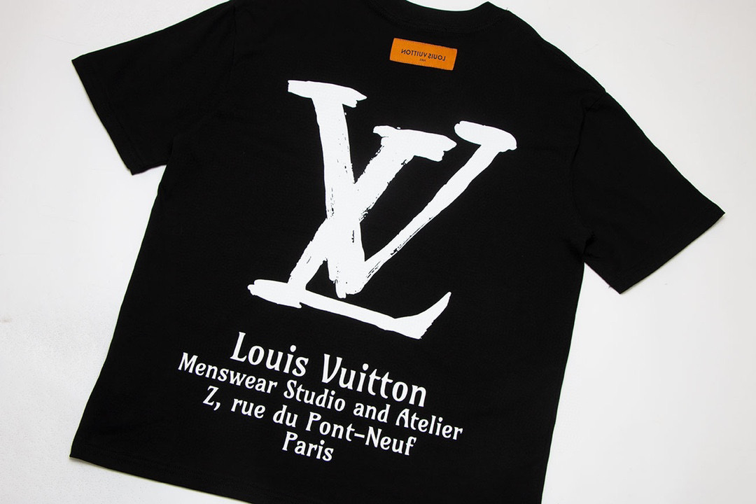 LV $26 gallery