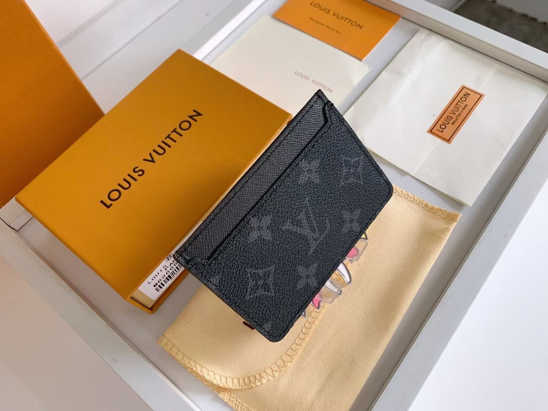 LV $27 gallery