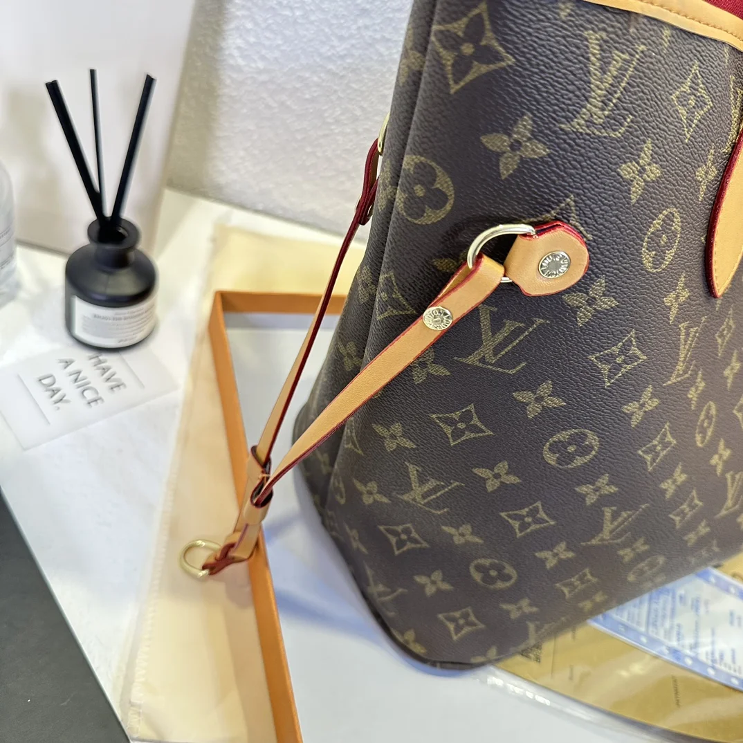 LV $27 gallery