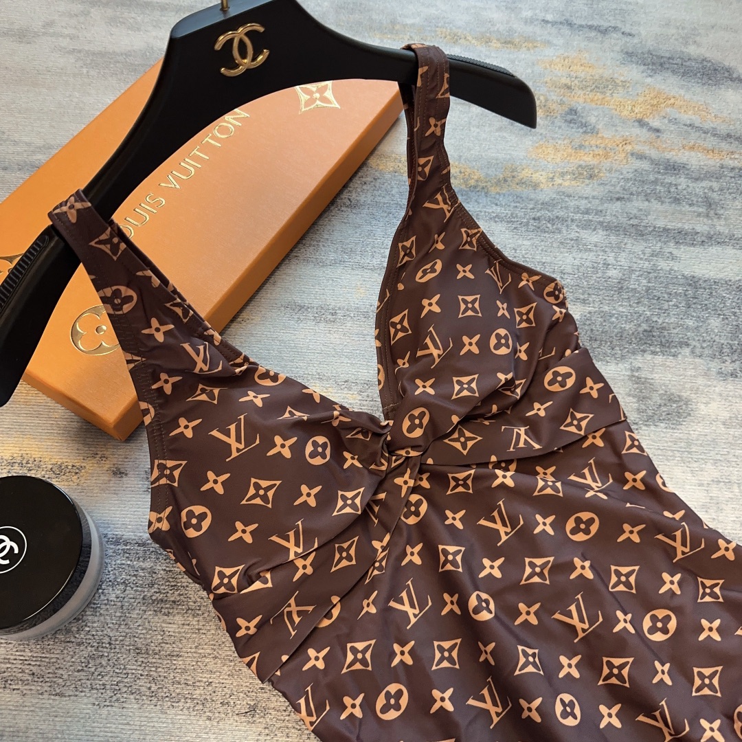 LV $28 gallery