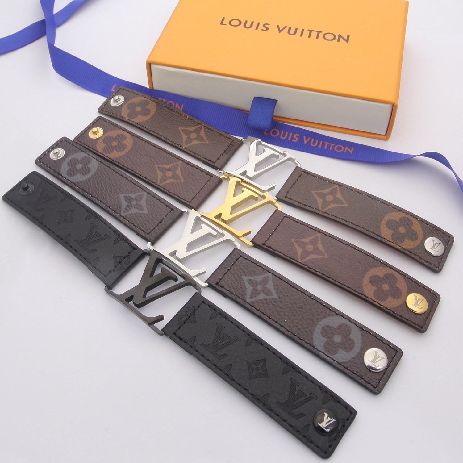 LV $28 gallery