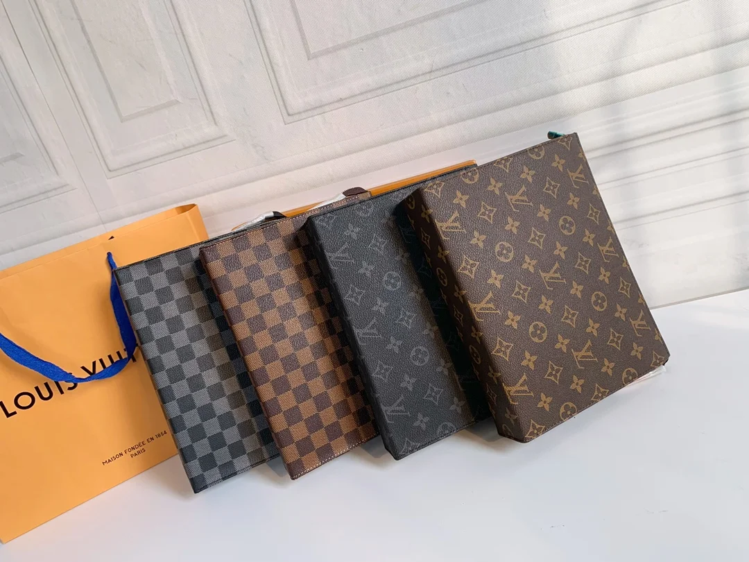 LV $28 gallery