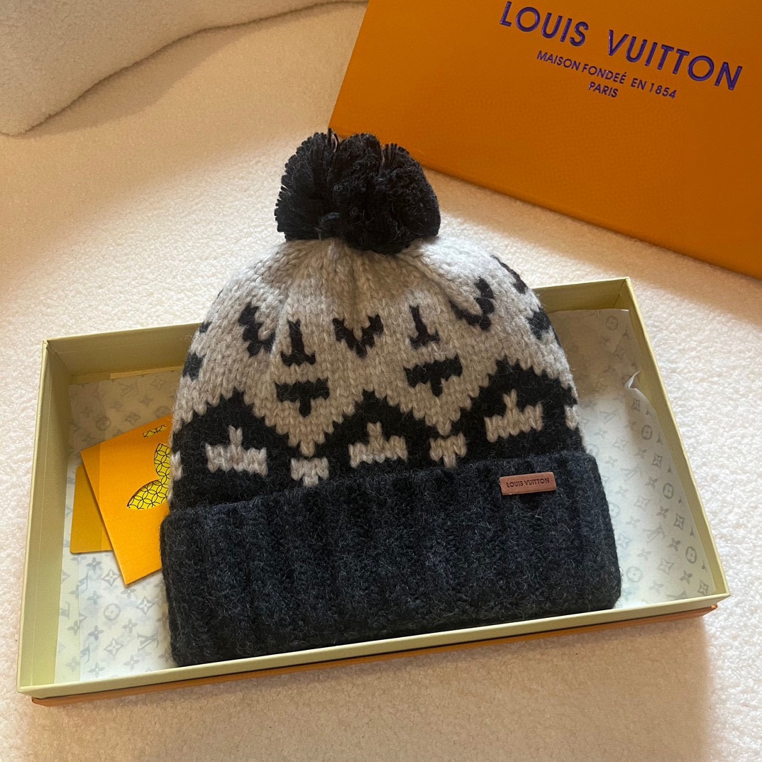 LV $28 gallery