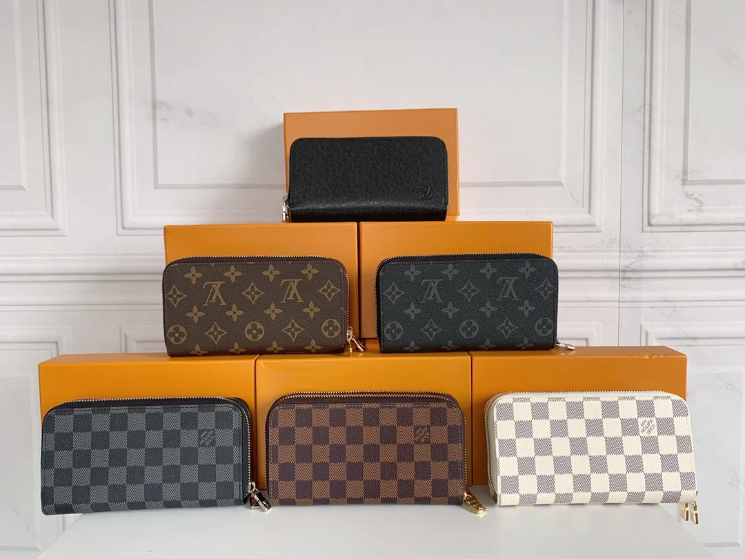 LV $28 gallery