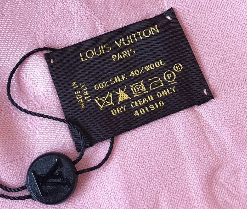 LV $28 gallery