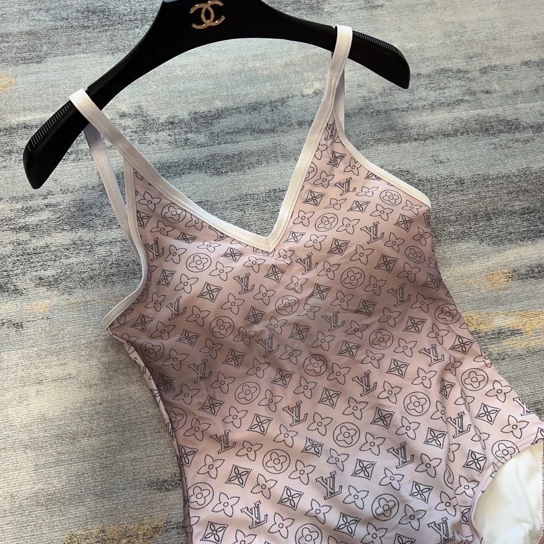 LV $30 gallery