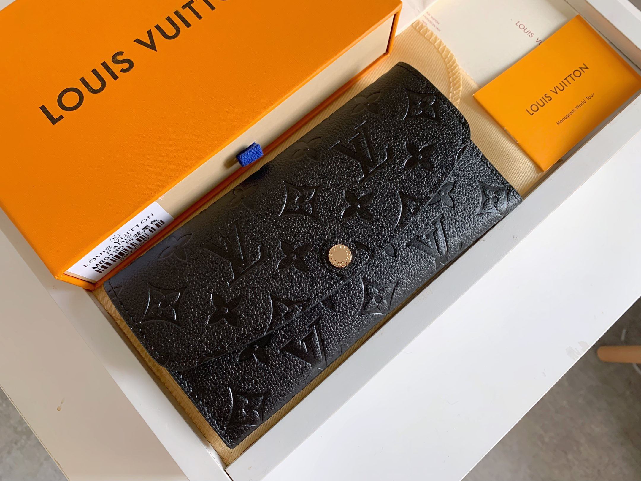 LV $30 gallery