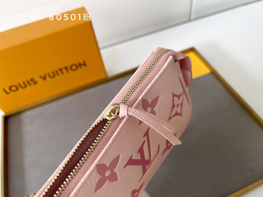 LV $30 gallery