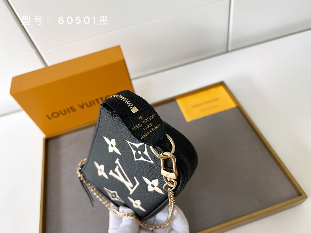 LV $30 gallery