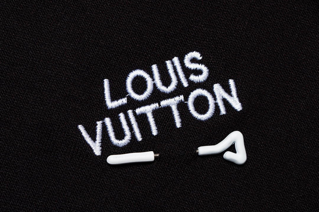 LV $30 gallery