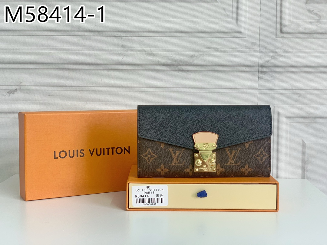 LV $30 gallery