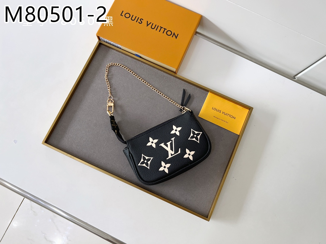 LV $30 gallery