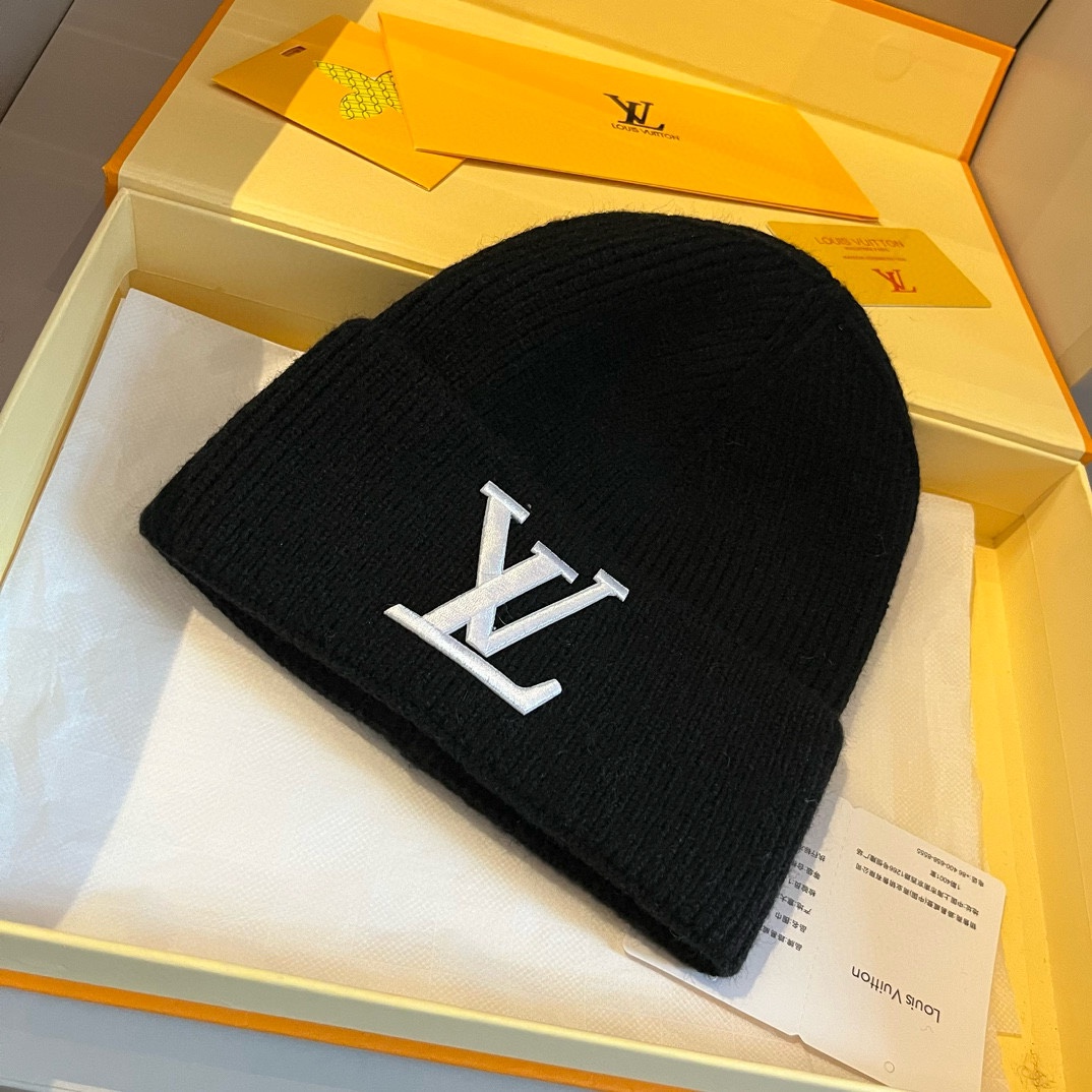 LV $30 gallery