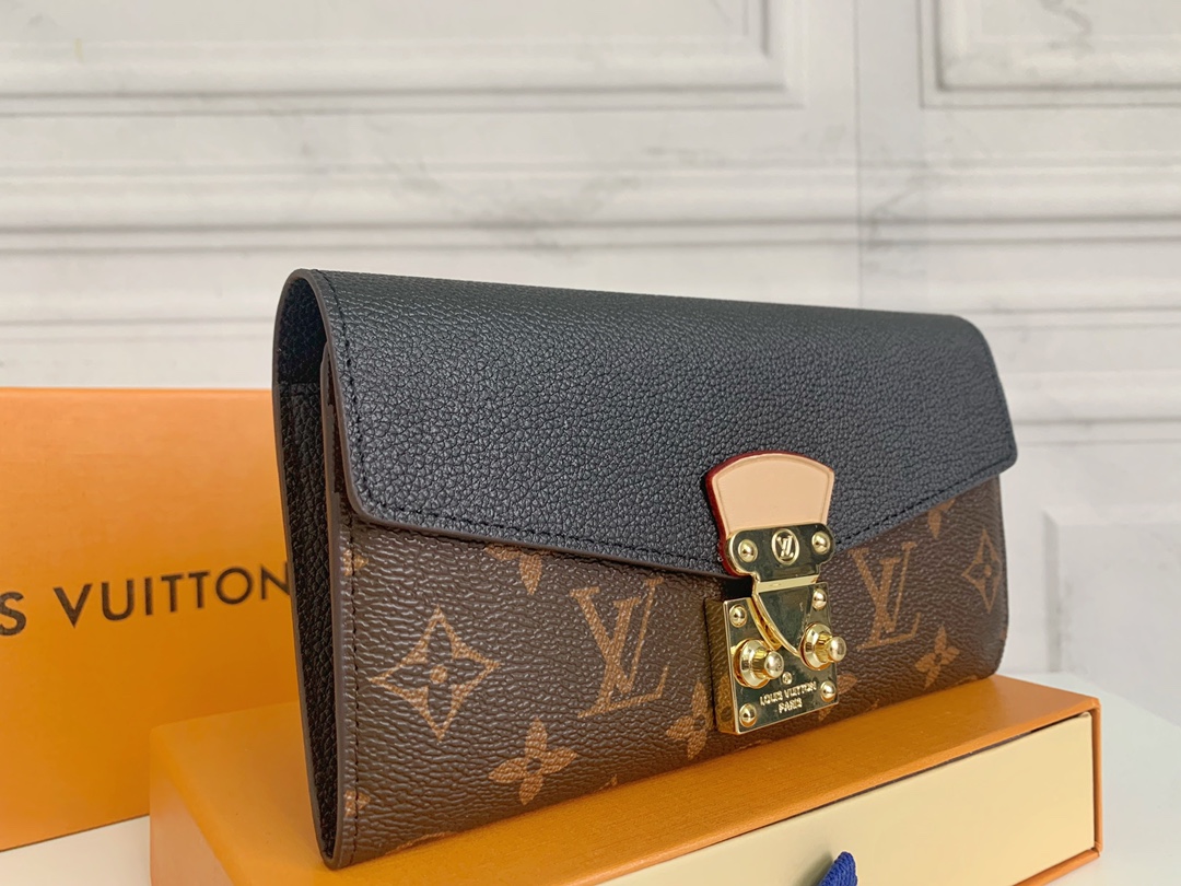 LV $30 gallery