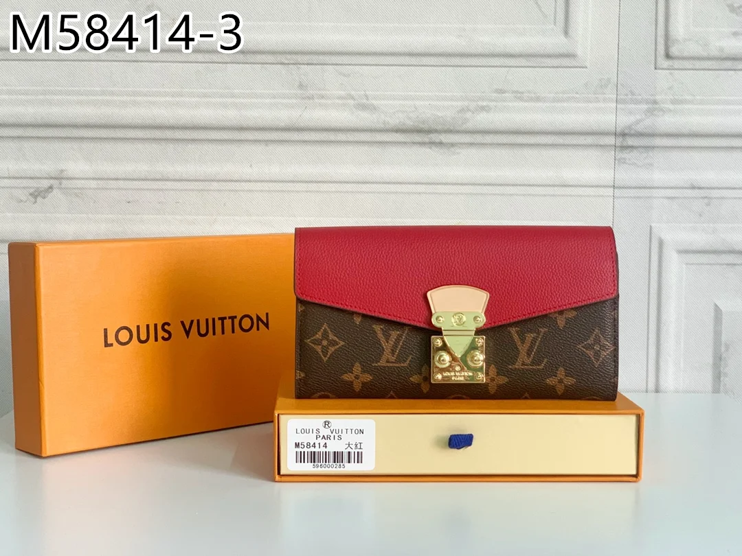 LV $30 gallery