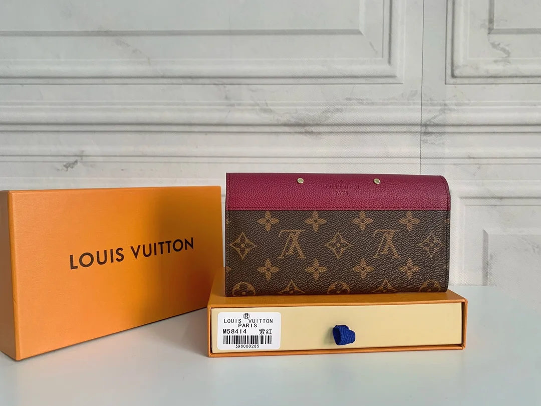 LV $30 gallery