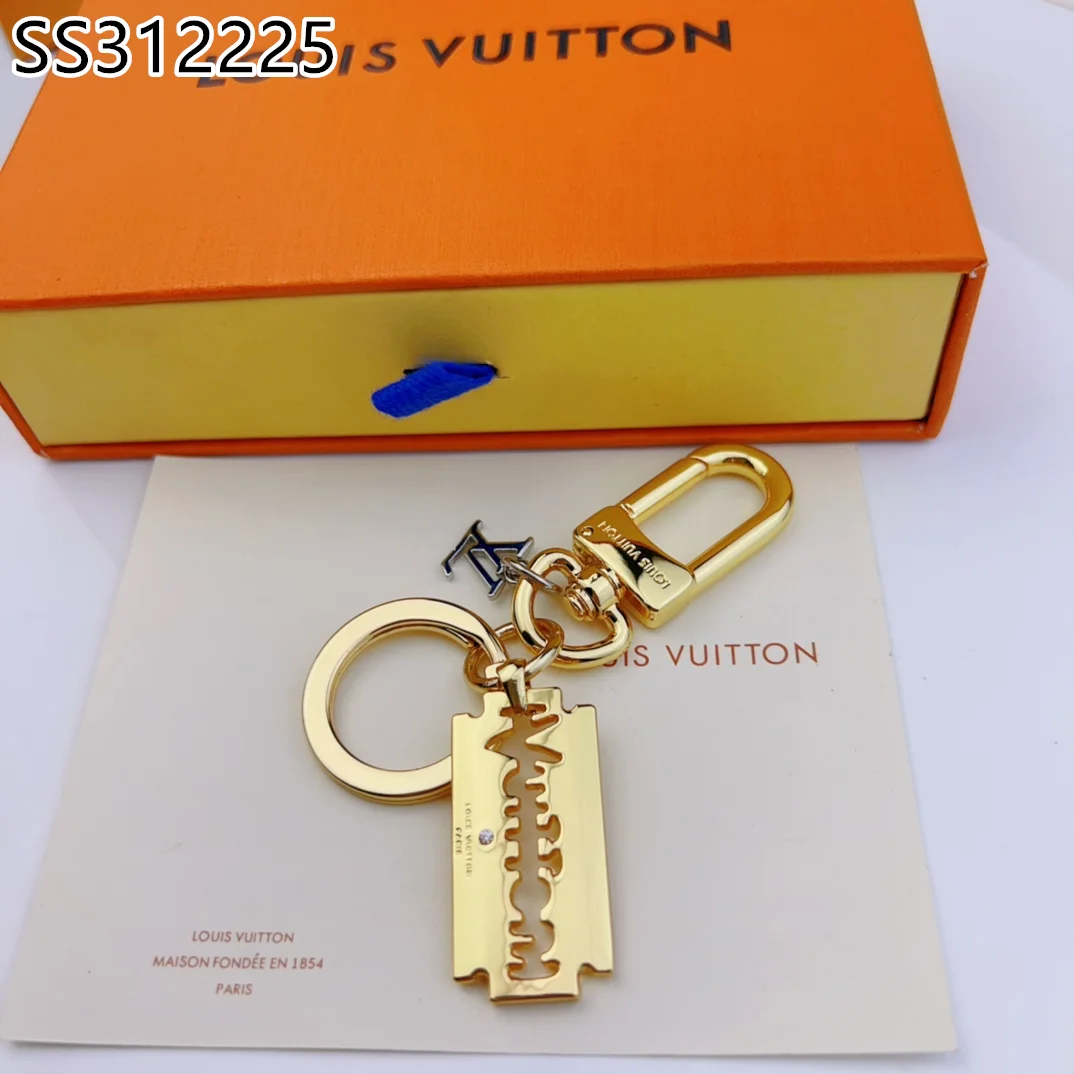 LV $30 gallery