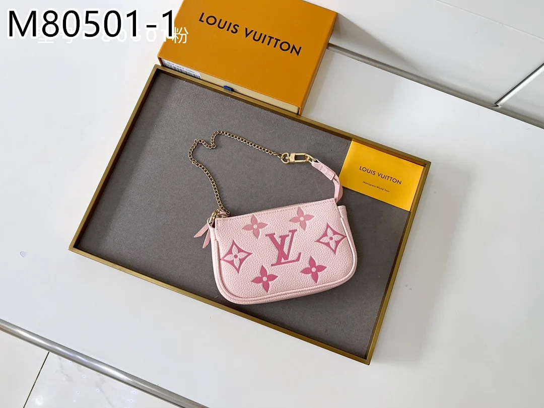 LV $30 gallery