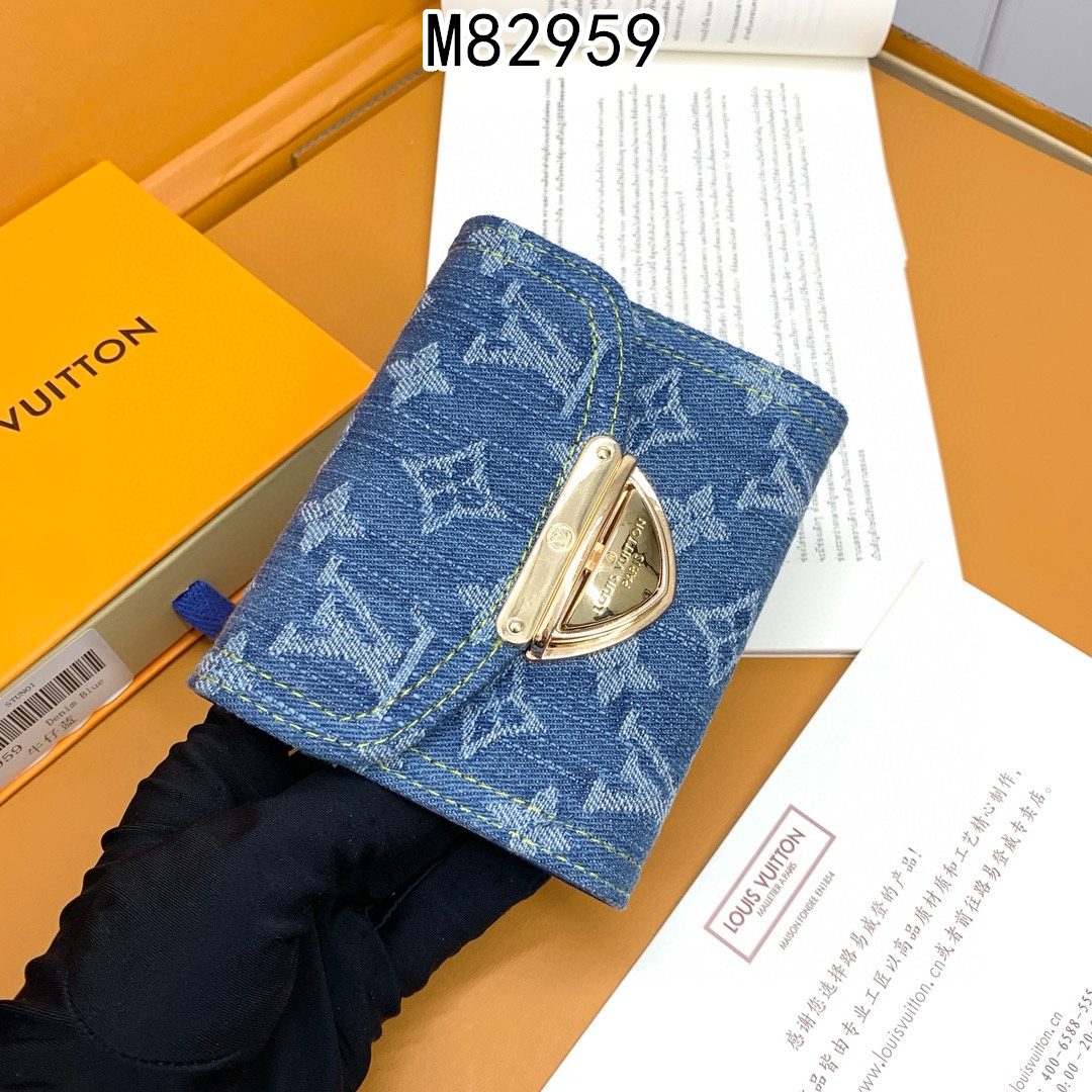 LV $31 gallery