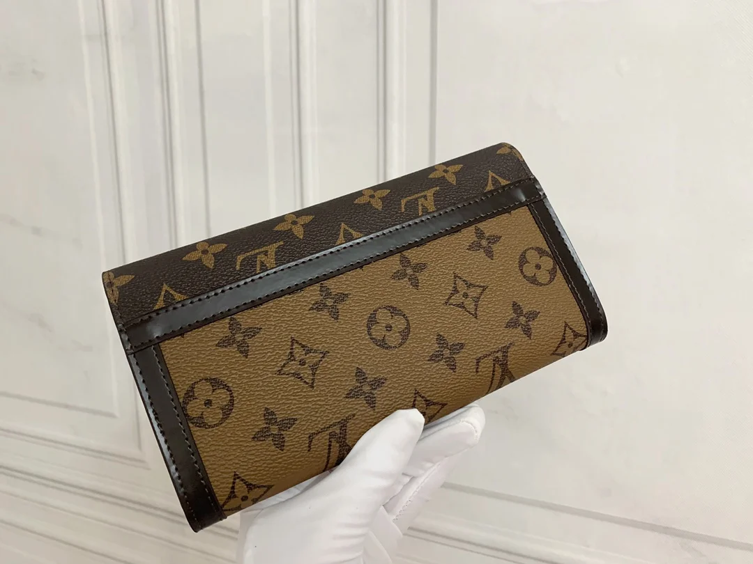 LV $33 gallery