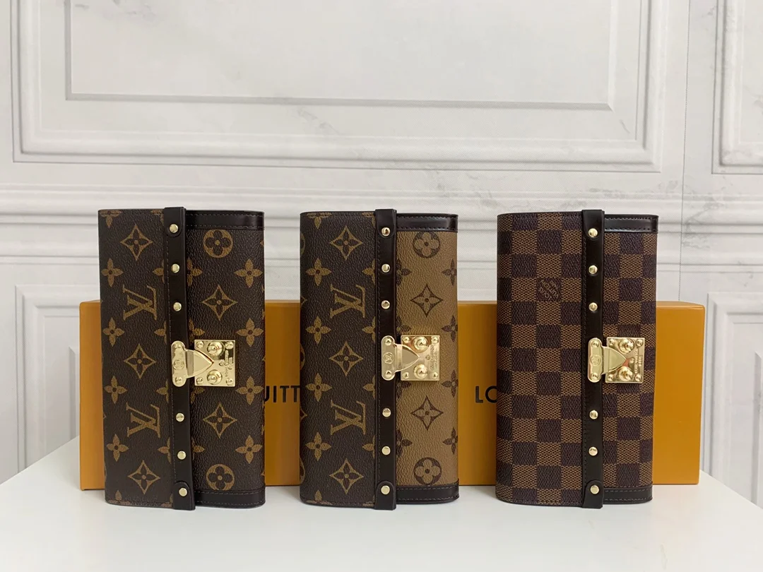 LV $33 gallery