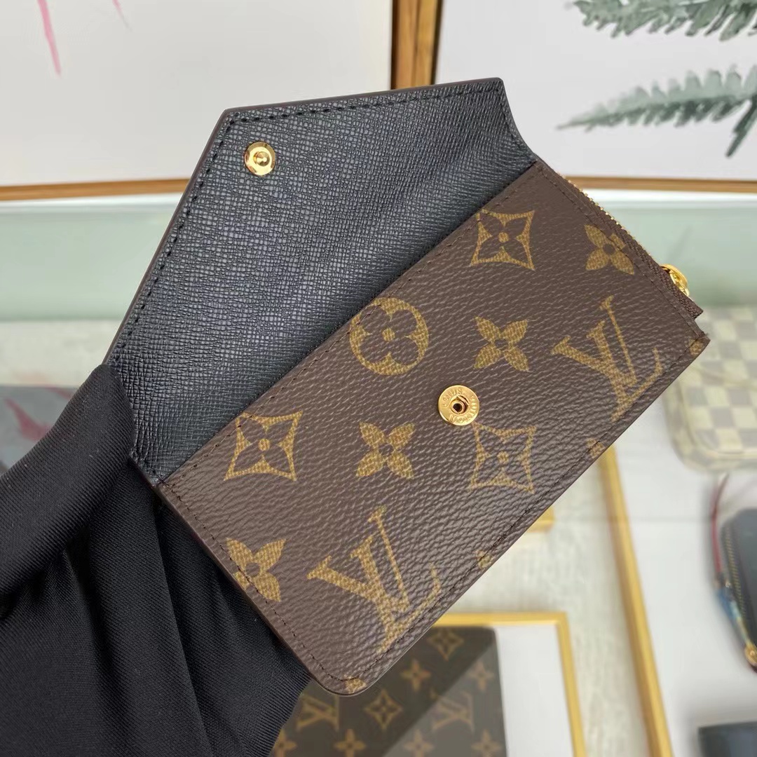 LV $34 gallery