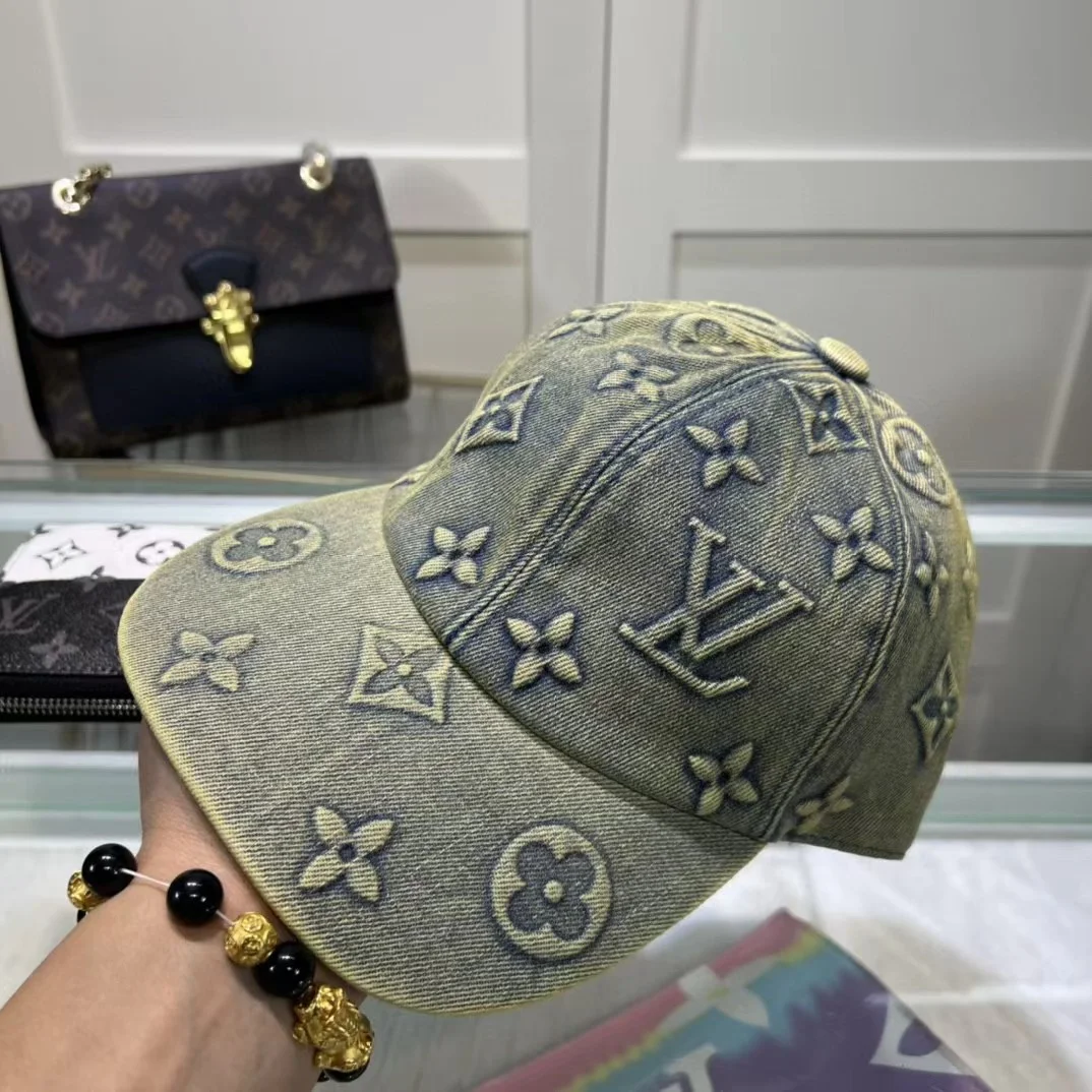 LV $35 gallery