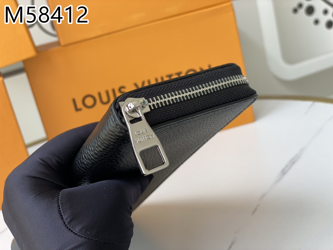 LV $35 gallery