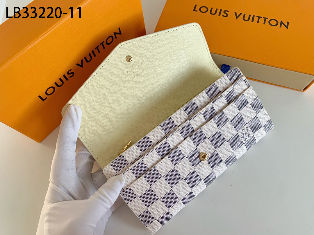 LV $35 gallery