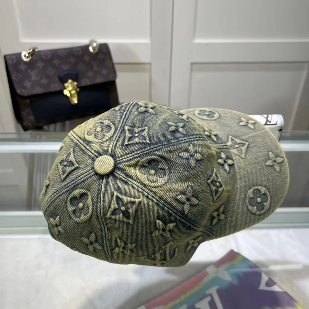 LV $35 gallery