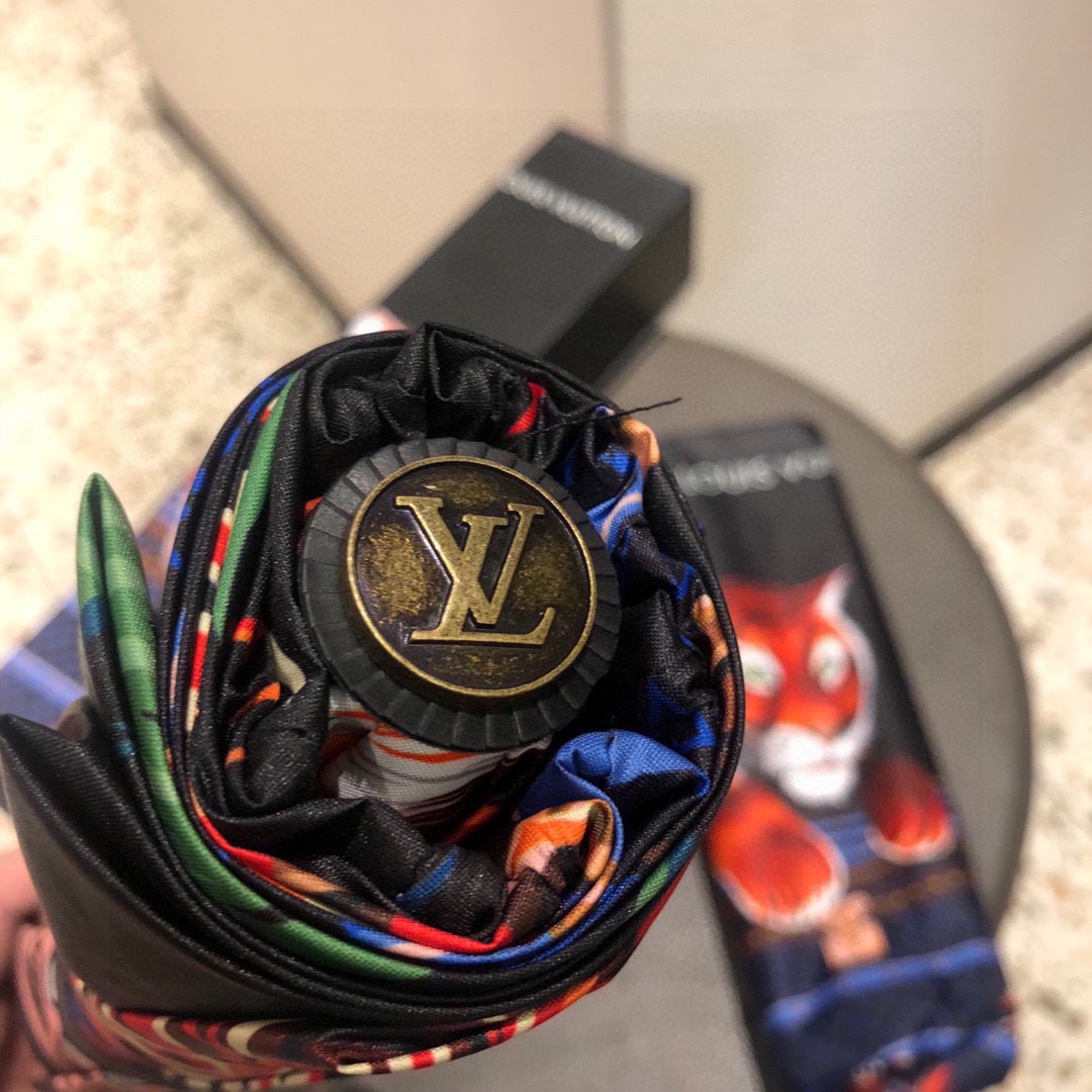 LV $35 gallery