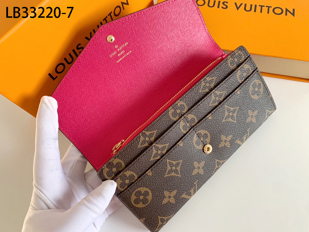 LV $35 gallery