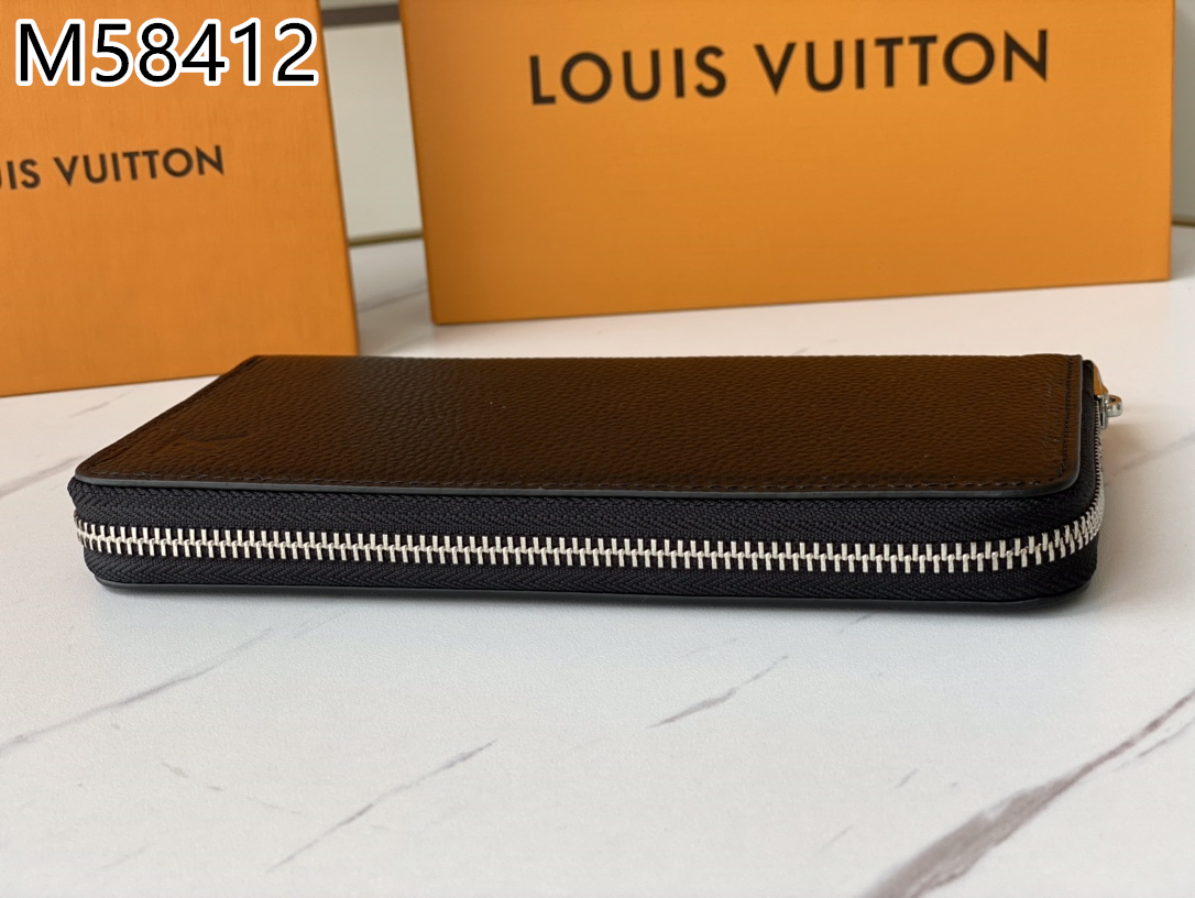 LV $35 gallery