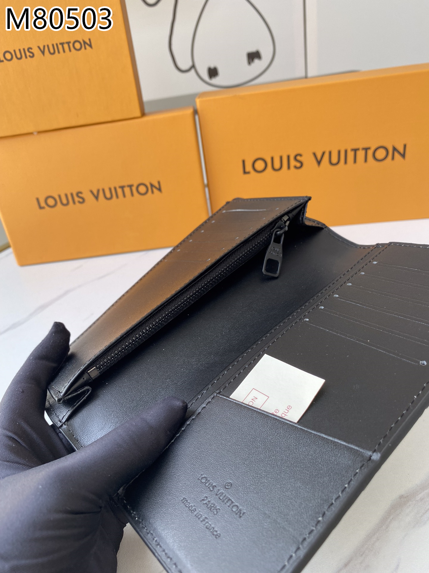 LV $35 gallery