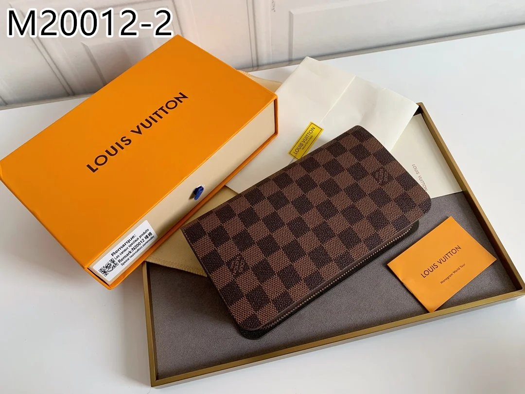 LV $37 gallery