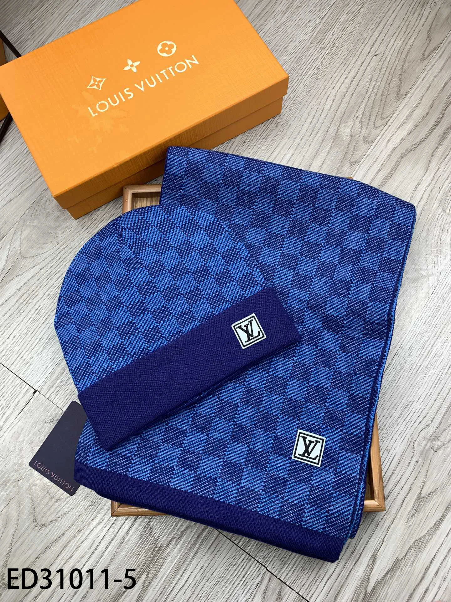 LV $39 gallery