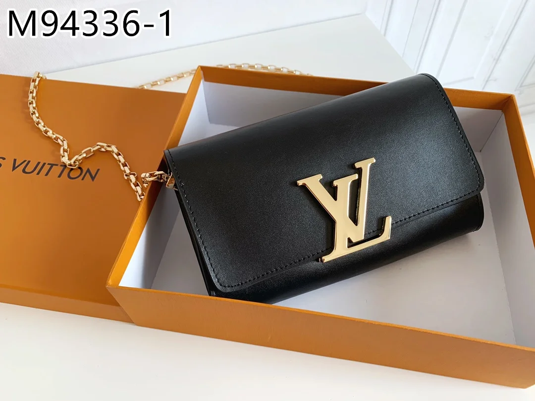 LV $40 gallery