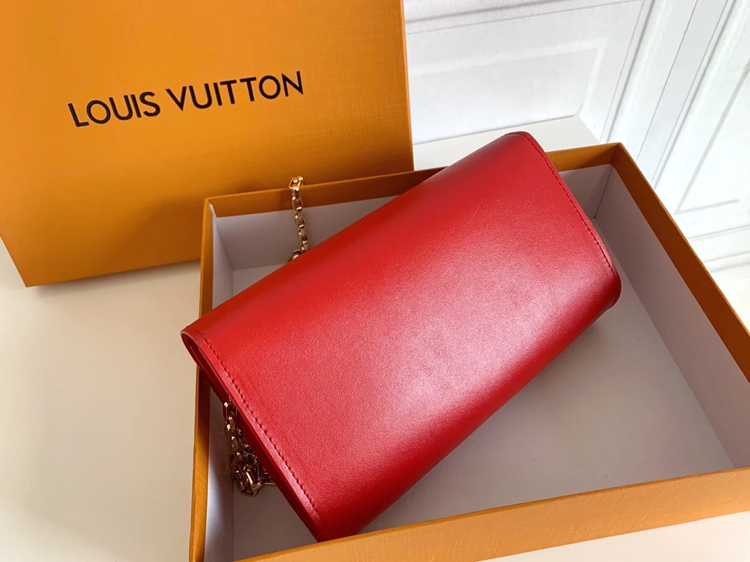 LV $40 gallery