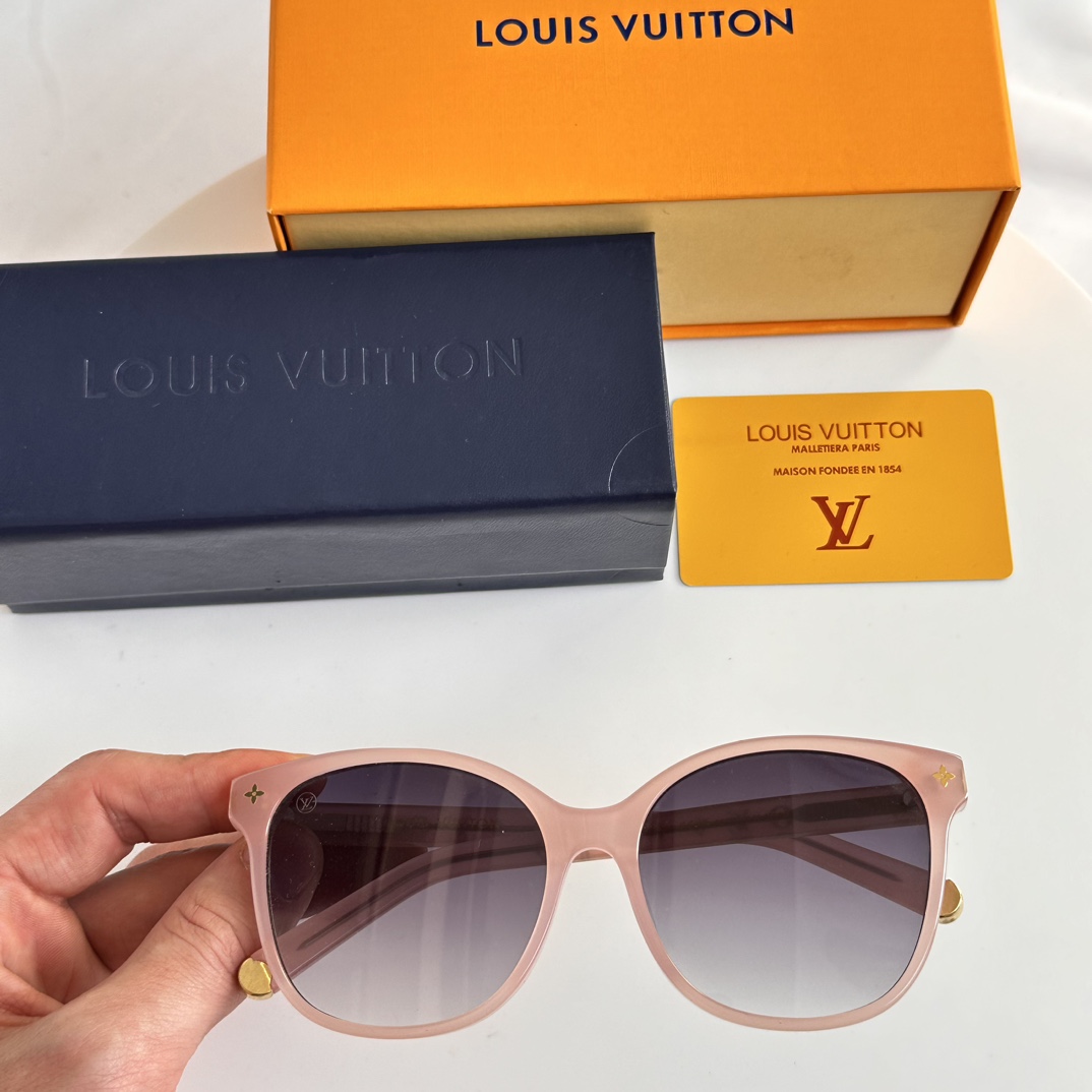 LV $44 gallery