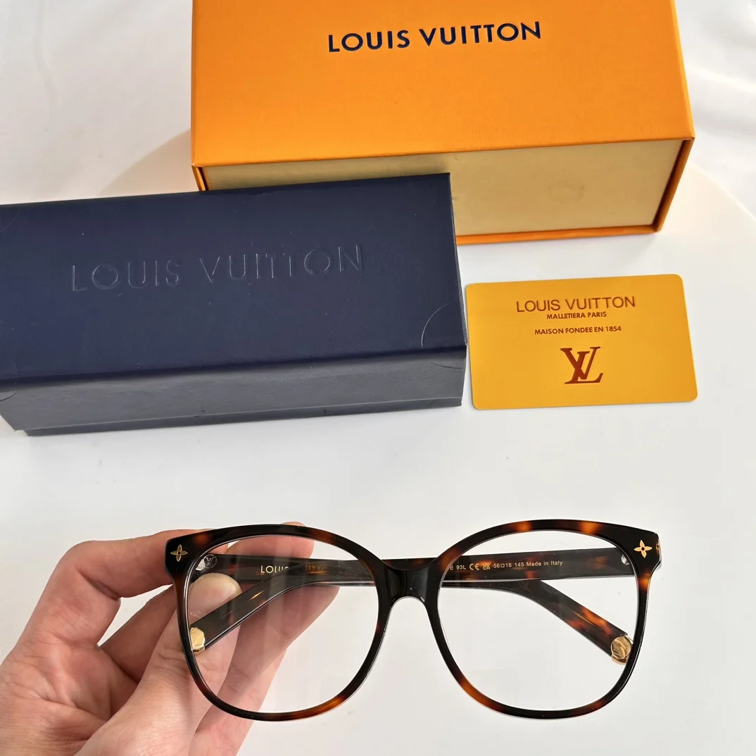 LV $44 gallery