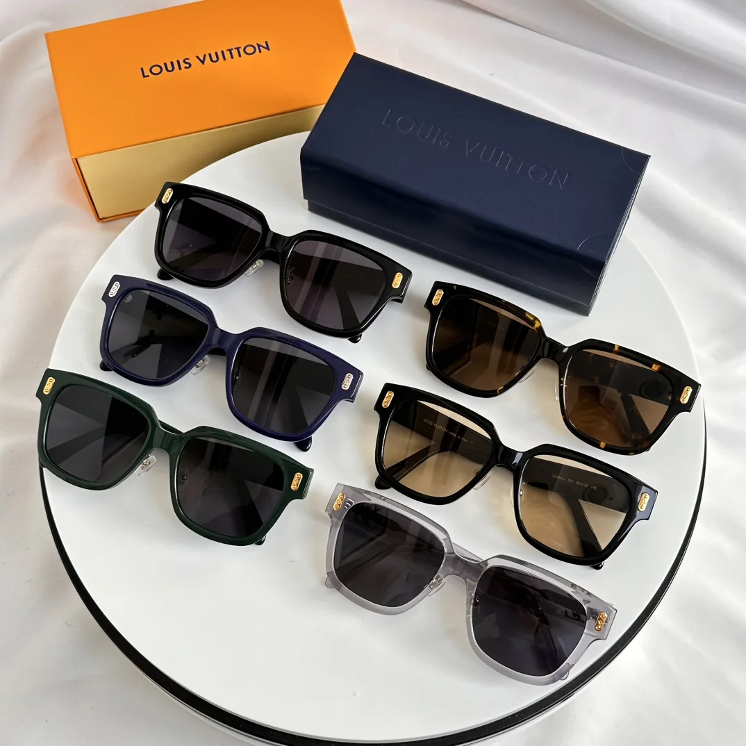 LV $47 gallery