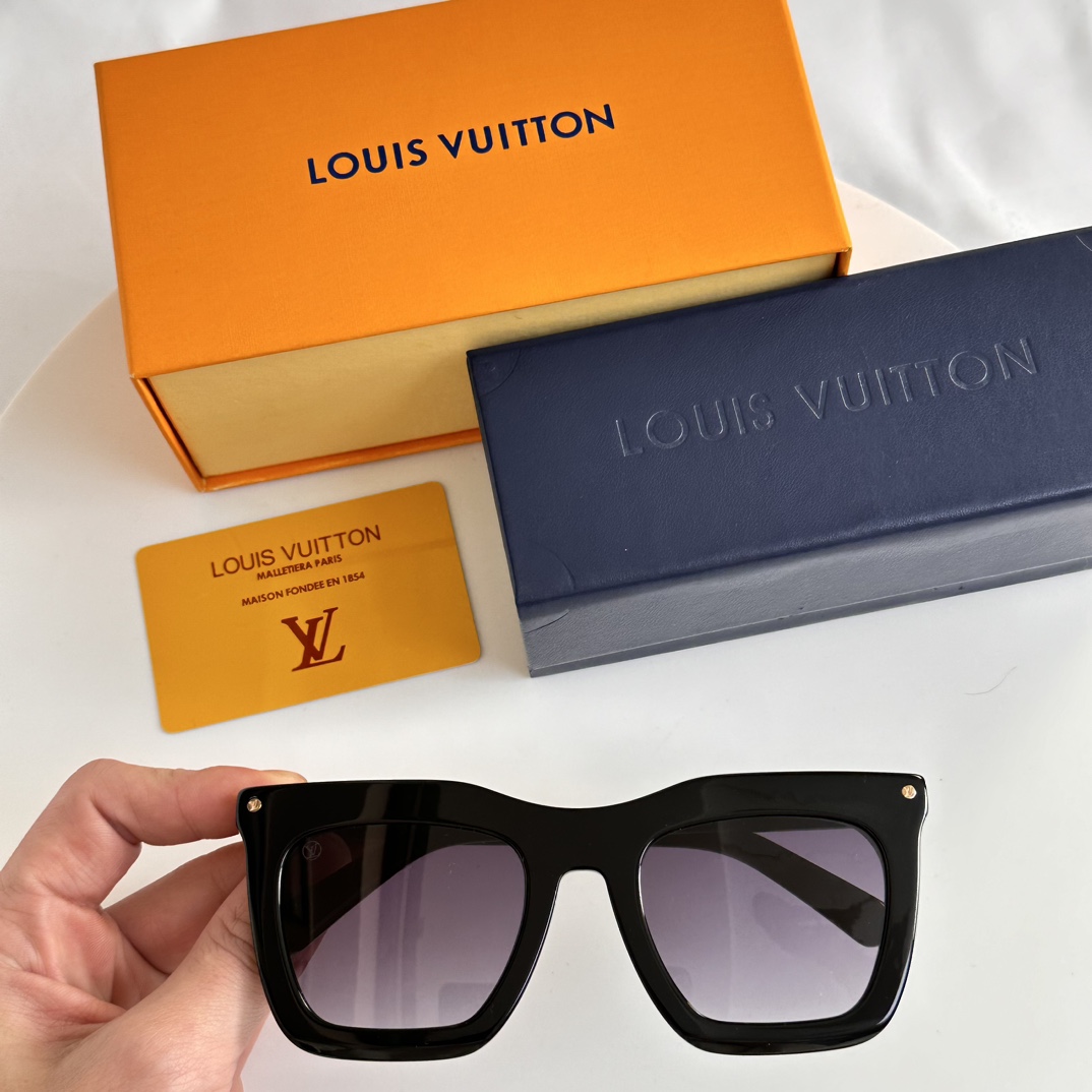 LV $47 gallery