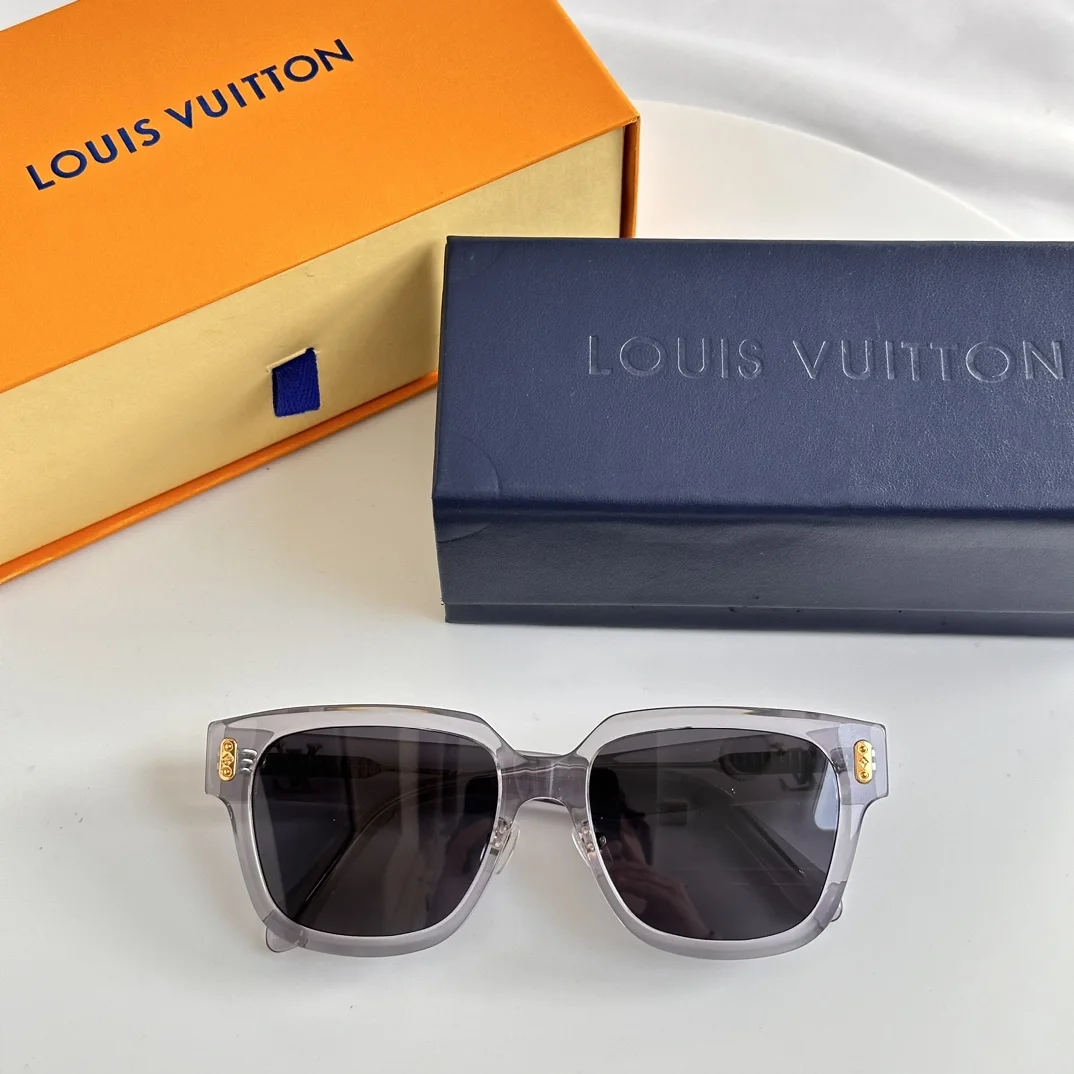 LV $47 gallery